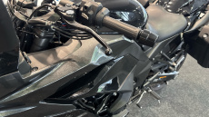 Kawasaki Ninja ZX1002KMFNN (21MY)